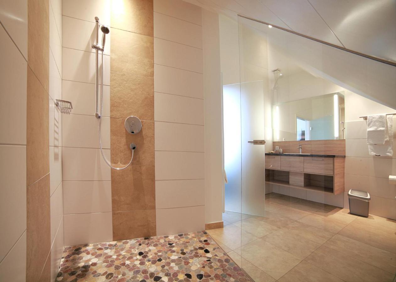 Hotel Roessle Furstenberg  Zimmer foto